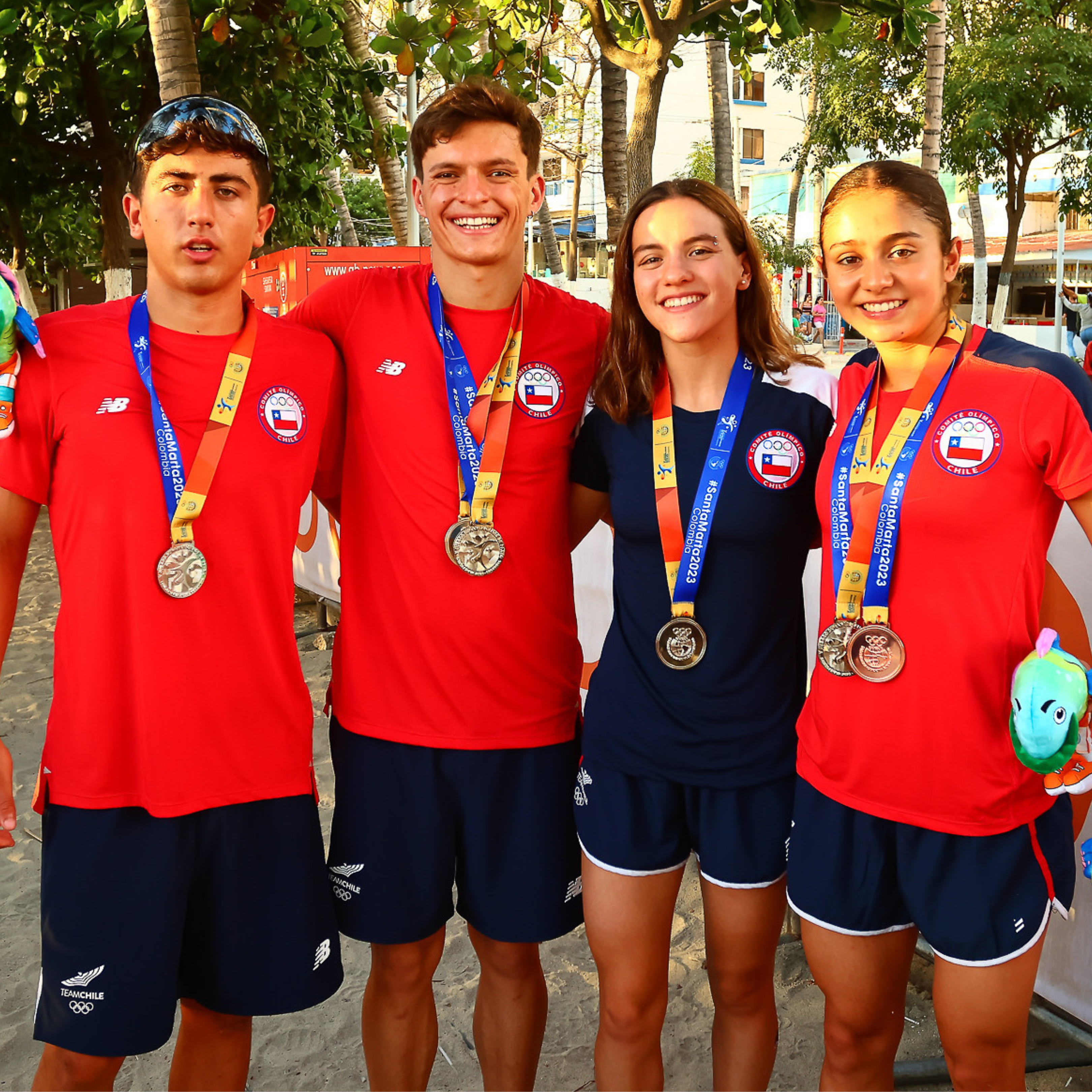 En este momento estás viendo Cuatro medallas para el triatlón chileno en los Juegos Suramericanos de Playa Santa Marta